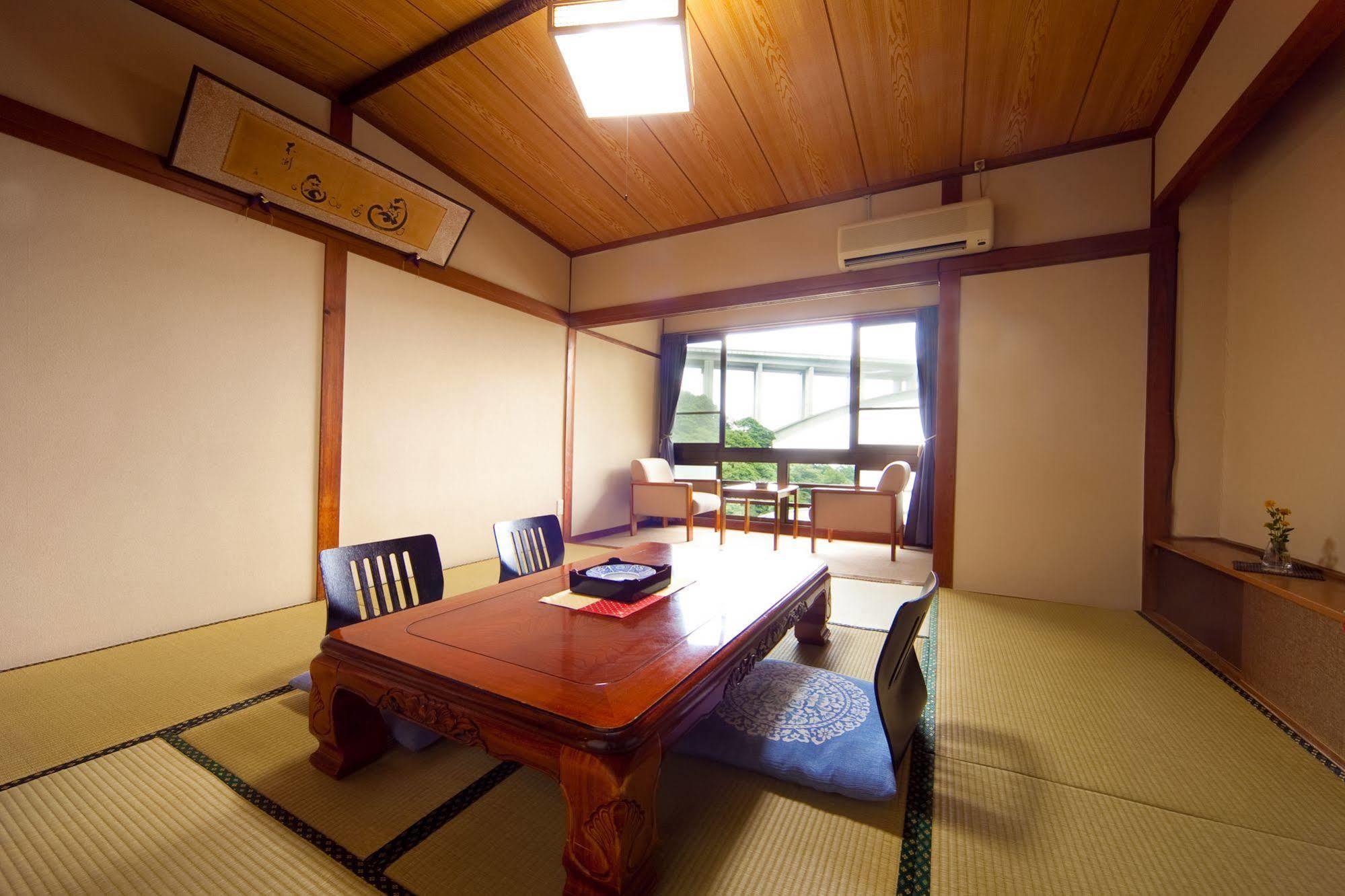岡本屋旅館 別府市 エクステリア 写真